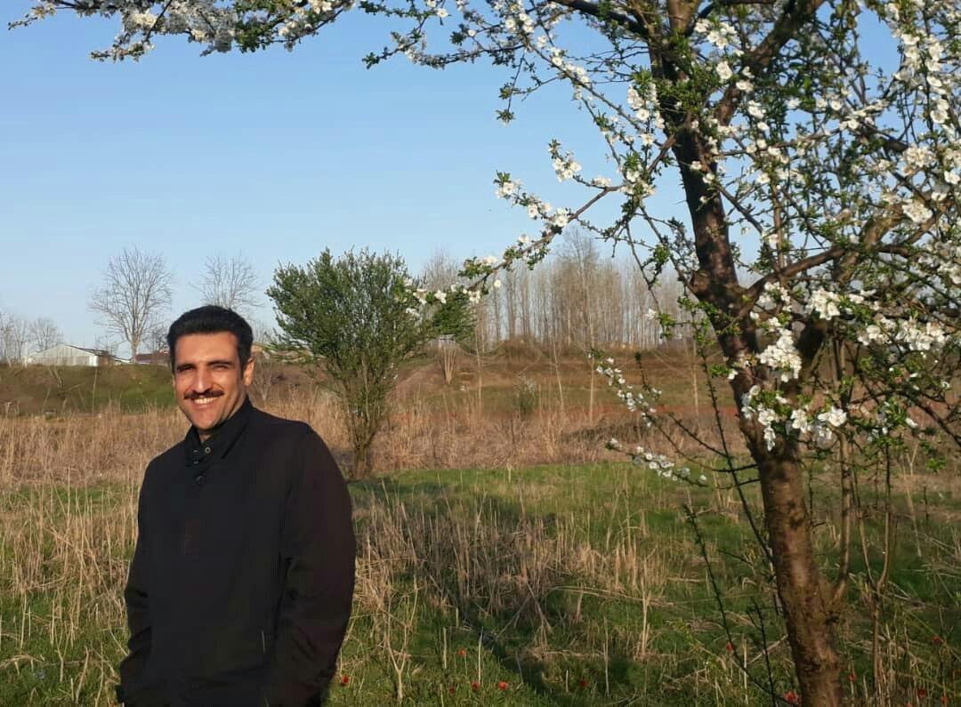 تندیس جایزه ادبی حیرت به یک لشتنشایی رسید تندیس جایزه ادبی حیرت به یک لشتنشایی رسید