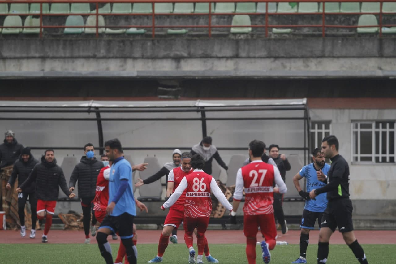 پیروزی خانگی سپیدرود رشت مقابل امید گناوه در ورزشگاه سردارجنگل