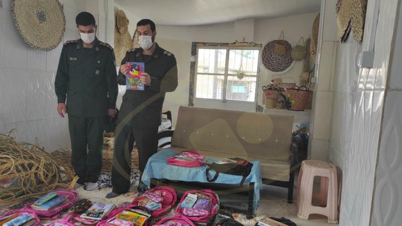 اهدای ۶۰ بسته کامل لوازم التحریر به دانش آموزان کم برخوردار لشت نشایی