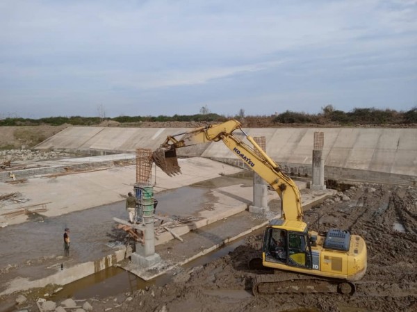 پیشرفت فیزیکی 60 درصدی سد لاستیکی فخرآباد لشت نشا پیشرفت فیزیکی ۶۰ درصدی سد لاستیکی فخرآباد لشت نشا