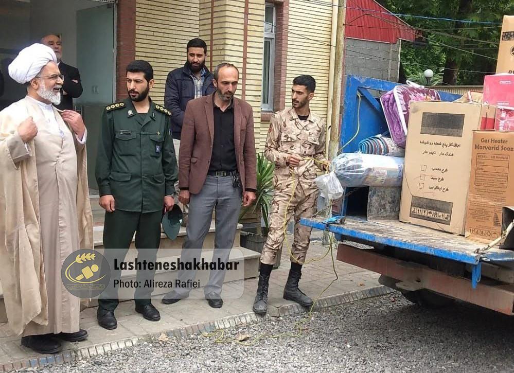 اهدای جهیزیه به نوعروس نیازمند در بخش لشت نشا توسط بسیج اهدای جهیزیه به نوعروس نیازمند در بخش لشت نشا توسط بسیج