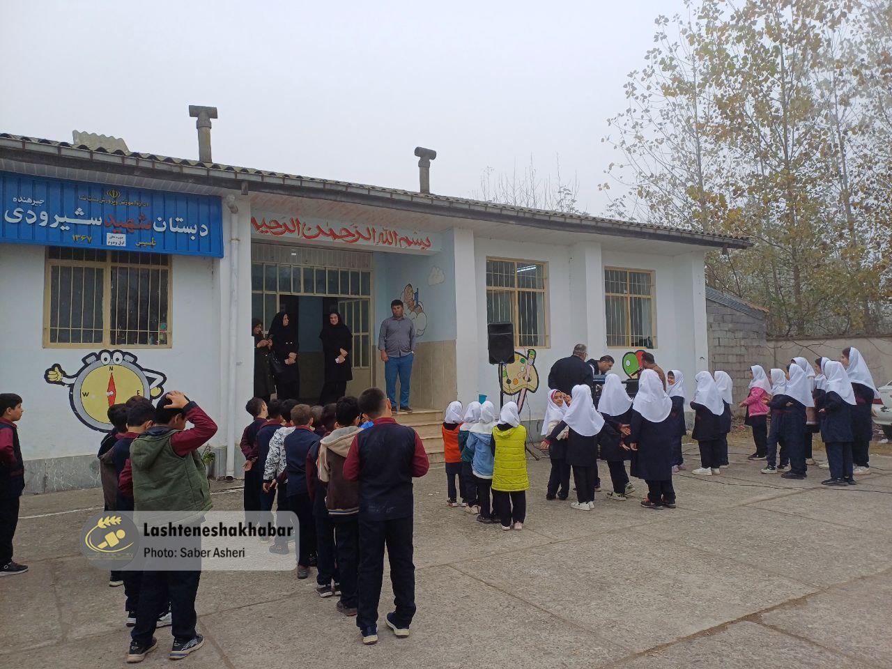مدارس ابتدایی گیلان تعطیل شد | آغاز کار ادارات دولتی و بخش خصوصی با تاخیر