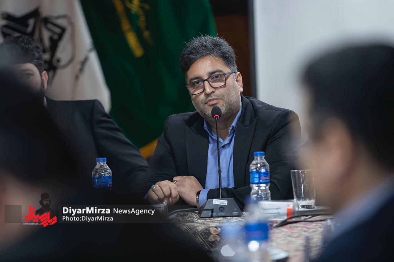 نقدی بر عملکرد مسؤولان گیلان در ماجرای مسمومیت شهروندان رضوانشهری نقدی بر عملکرد مسؤولان گیلان در ماجرای مسمومیت شهروندان رضوانشهری