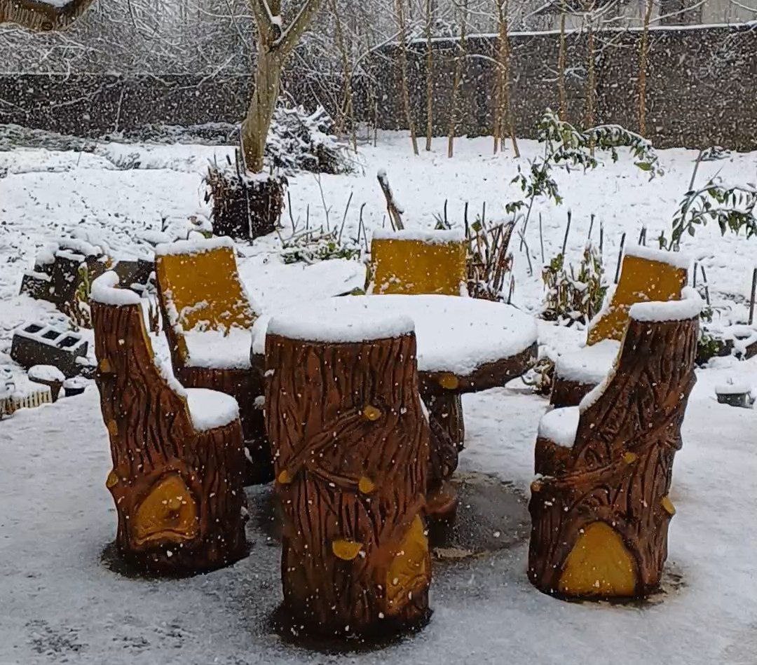 بارش برف در روستای بالاگفشه بخش لشت نشا