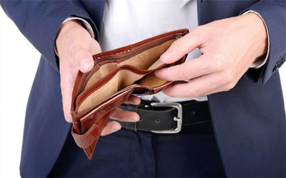 ولخرجی آفت جان زندگی زوجها ولخرجی آفت جان زندگی زوجها