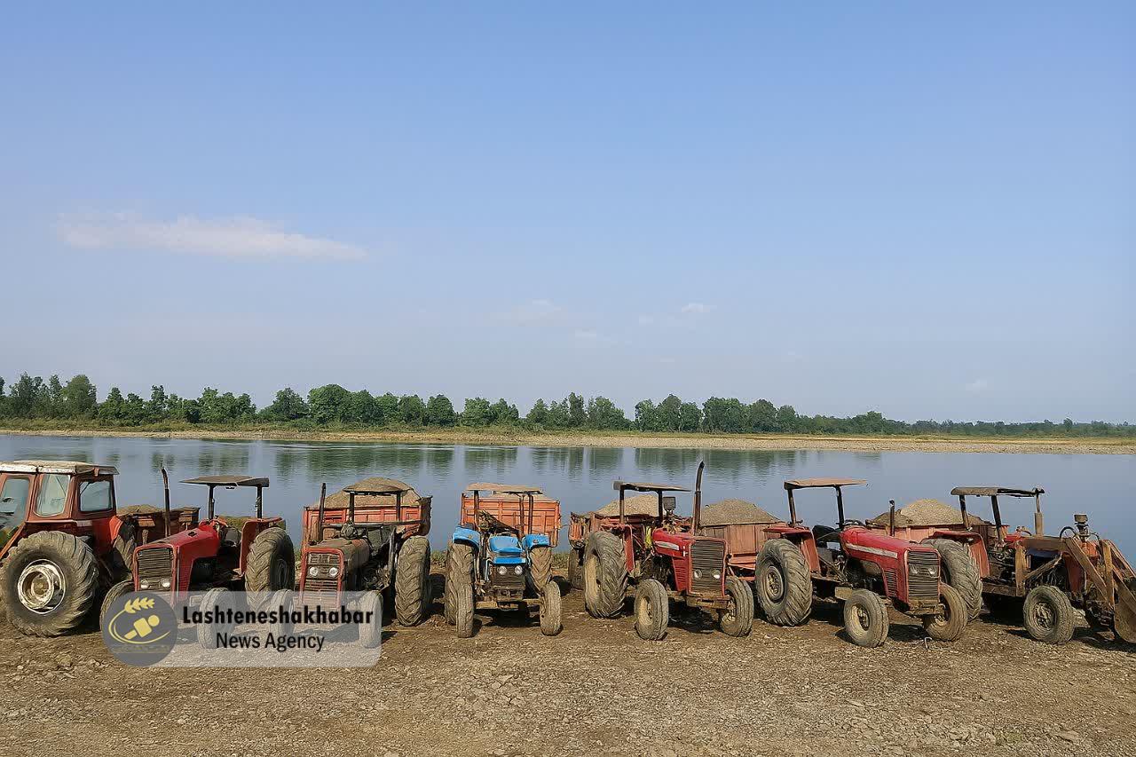 ضربه مهلک به قاچاقچیان مصالح رودخانهای در لشت نشا ضربه مهلک به قاچاقچیان مصالح رودخانهای در لشت نشا